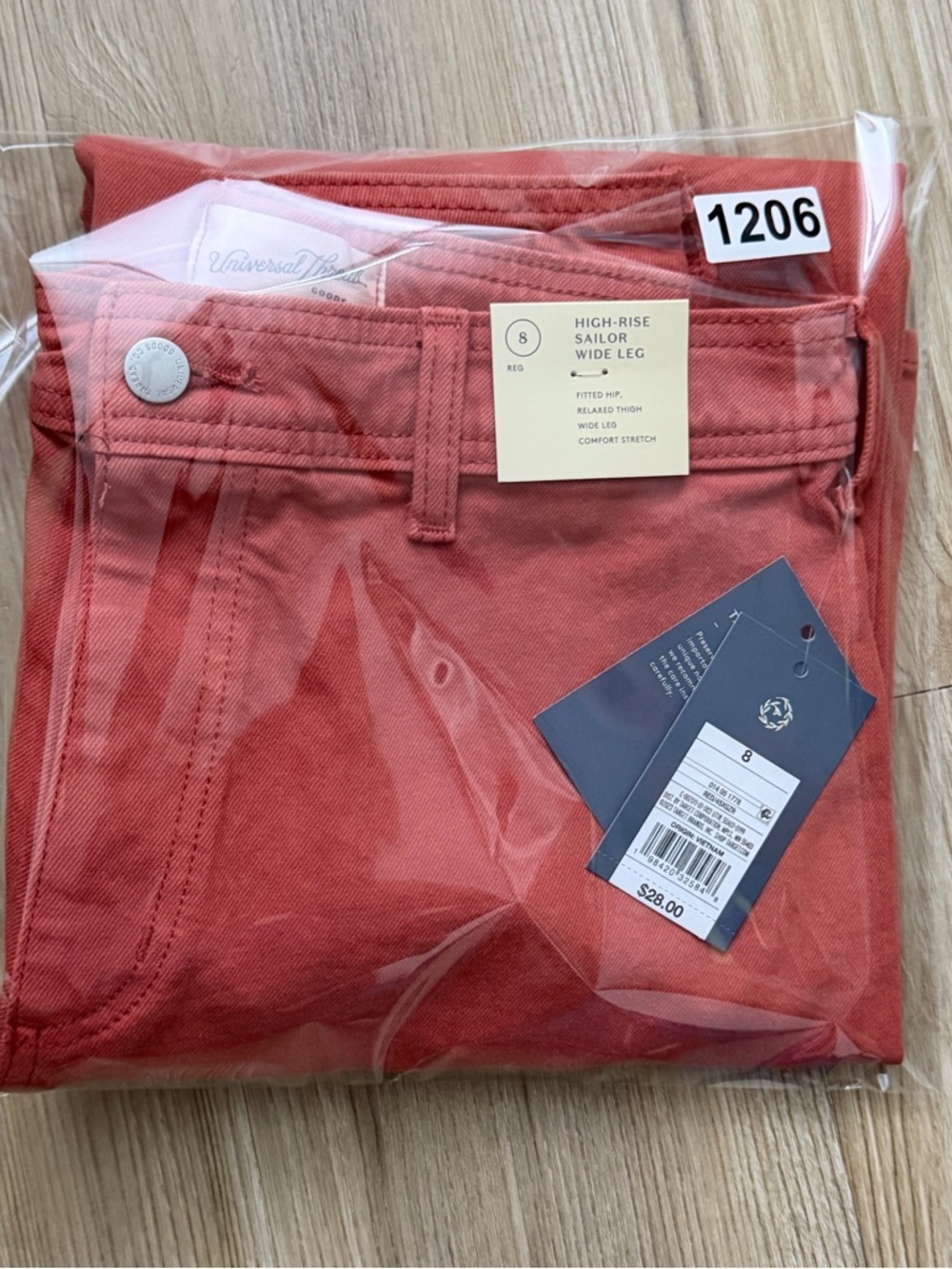 Universal Thread™ Women's High-Rise Sailor Wide Leg Ankle Jeans - Light Red 8 - Picture 9 of 11
